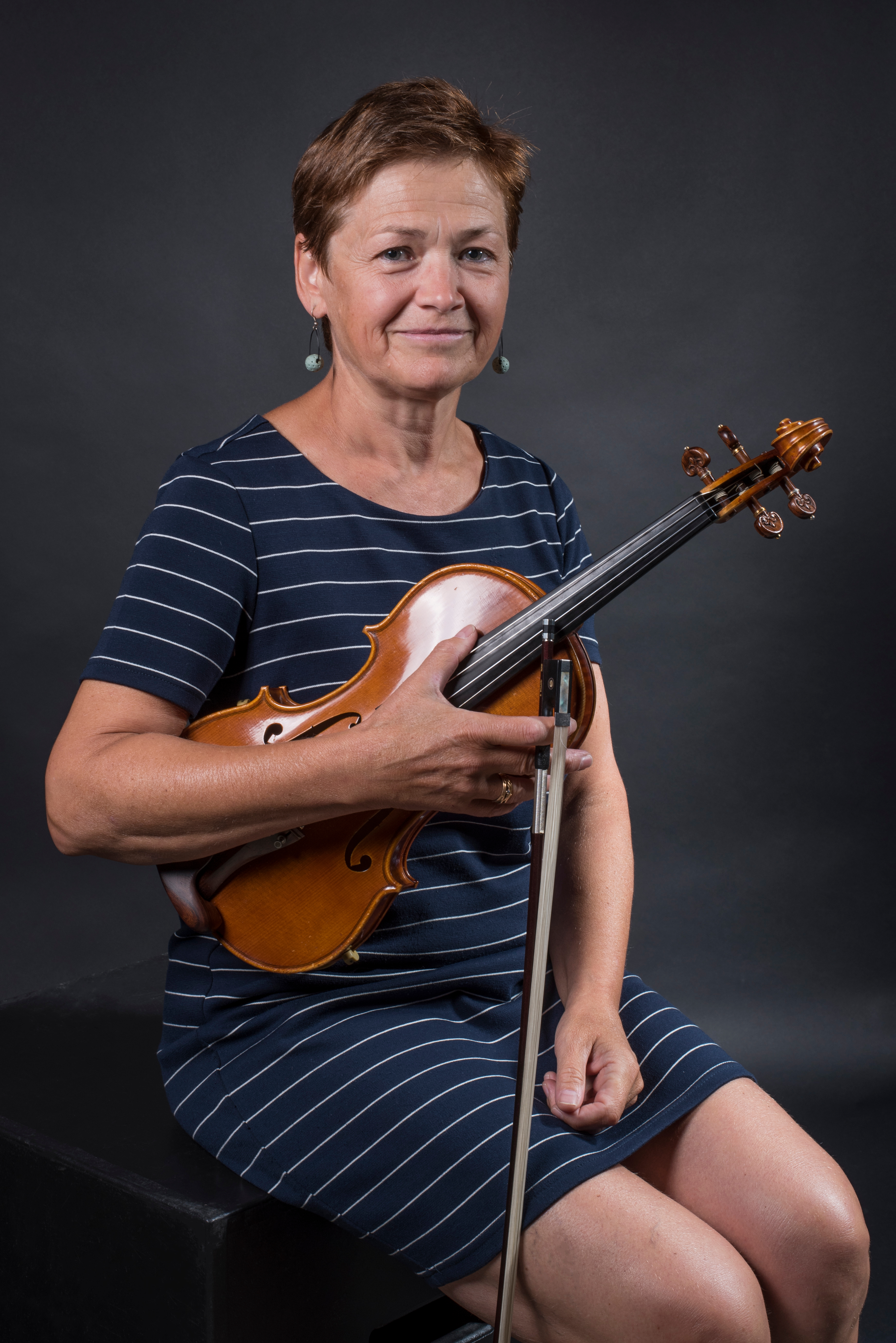 foto van Ilse Lamberts, leraar viool aan de academie Londerzeel